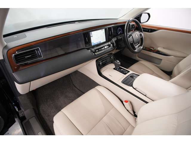 TOYOTA CENTURY 2019 Image 31