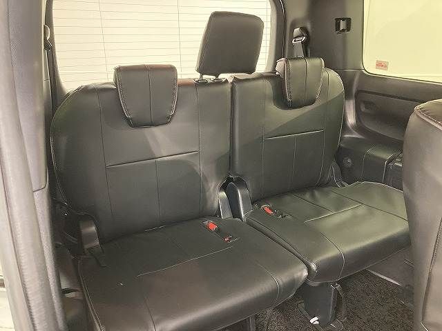 TOYOTA VOXY 2019 Image 31