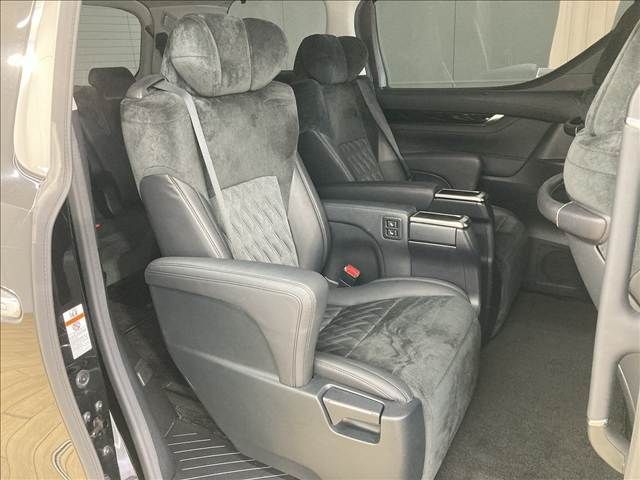 TOYOTA VELLFIRE 2017 Image 31