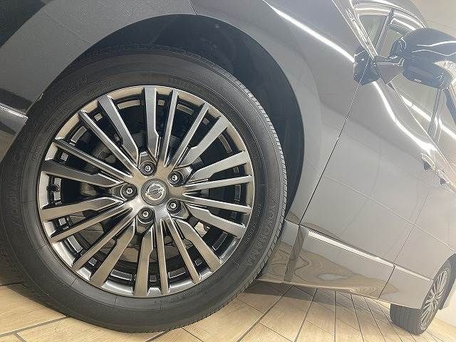 NISSAN ELGRAND 2020 Image 31