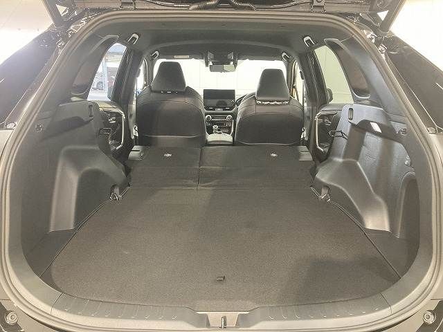 TOYOTA RAV4 PHV 2023 Image 31