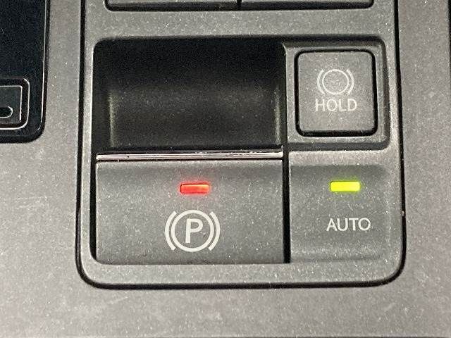 TOYOTA LEXUS NX300H 2018 Image 31