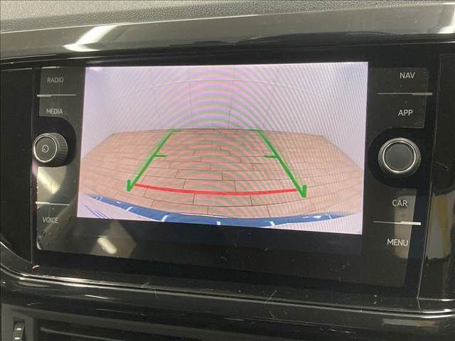 VOLKSWAGEN T-CROSS 2020 Image 31