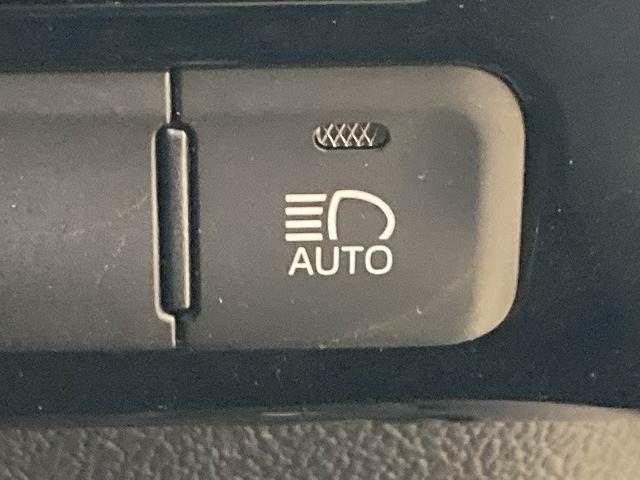 TOYOTA PRIUS PHV 2017 Image 31