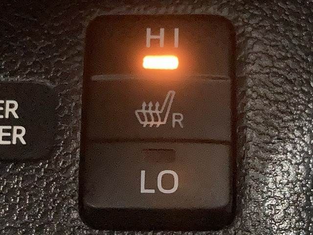 TOYOTA PRIUS PHV 2017 Image 31