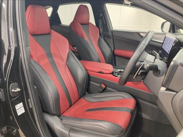 TOYOTA LEXUS NX350H 2023 Image 31