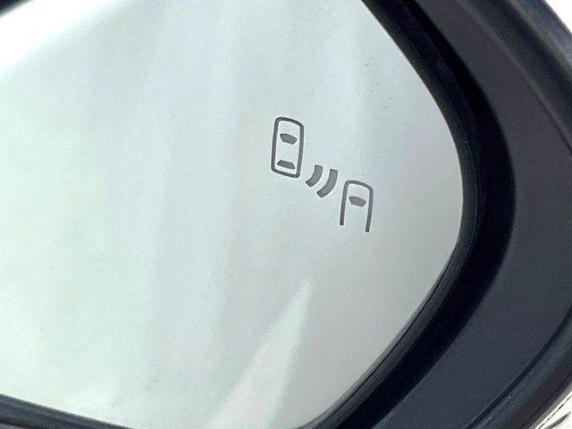 TOYOTA PRIUS 2019 Image 31