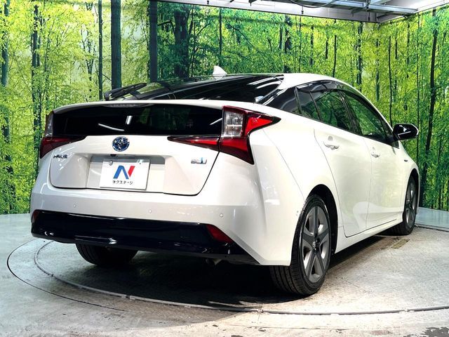 TOYOTA PRIUS 2019 Image 31
