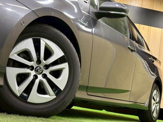 TOYOTA PRIUS 2017 Image 31