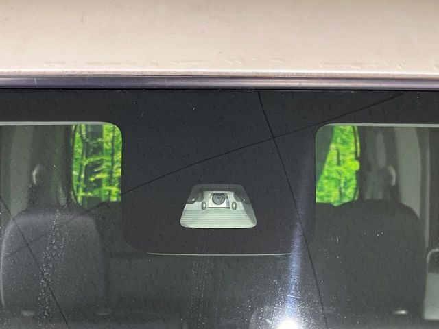 DAIHATSU TANTO CUSTOM 4WD 2016 Image 31