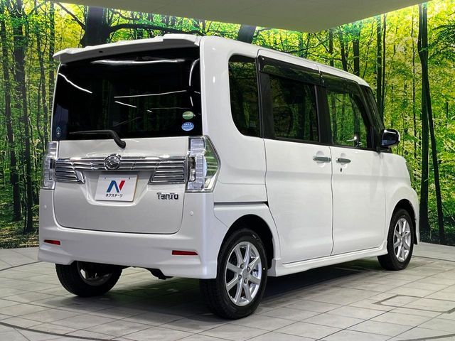 DAIHATSU TANTO CUSTOM 4WD 2016 Image 31