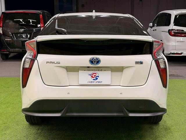 TOYOTA PRIUS 2016 Image 31