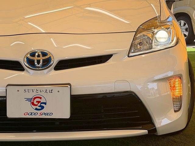 TOYOTA PRIUS 2012 Image 31