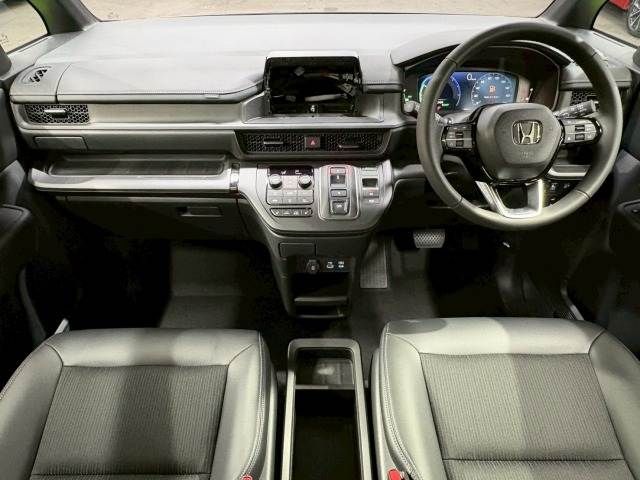 HONDA STEPWAGON E:HEV SPAD 2026 Image 31