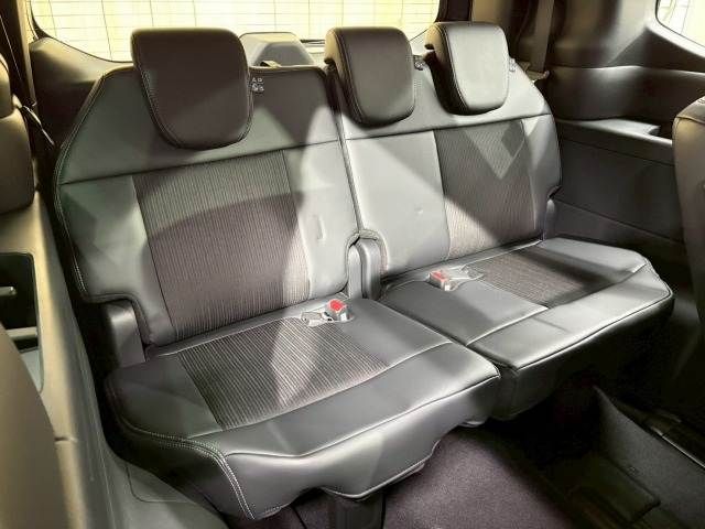 HONDA STEPWAGON E:HEV SPAD 2026 Image 31