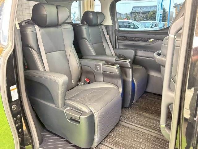 TOYOTA VELLFIRE 2019 Image 31