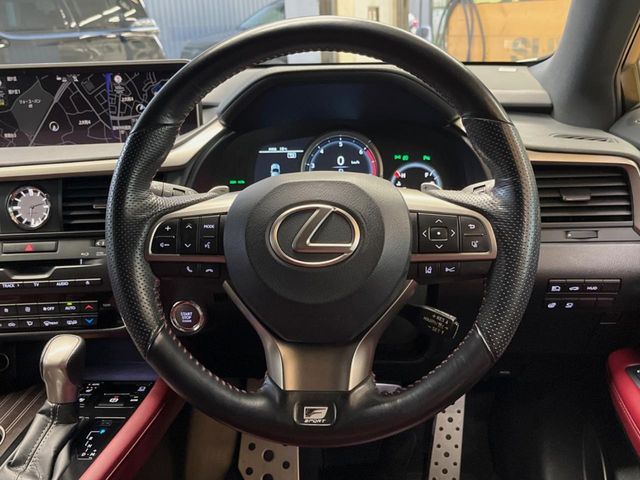 TOYOTA LEXUS RX200T 2017 Image 31