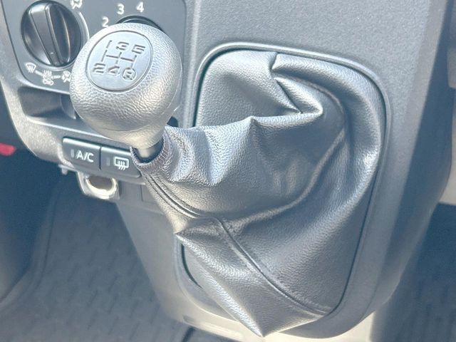 SUBARU SAMBAR VAN 4WD 2025 Image 31