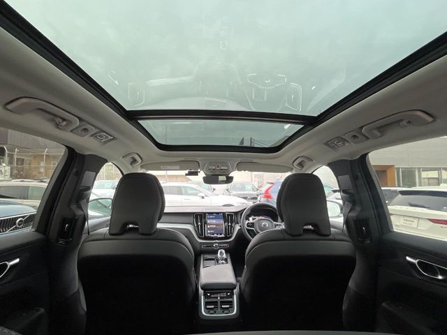 VOLVO XC60 2025 Image 31