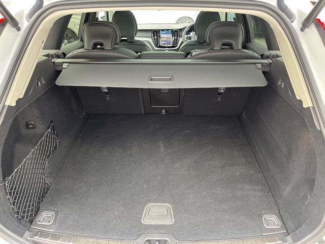 VOLVO XC60 2025 Image 31