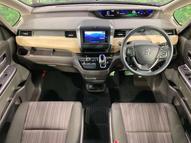 HONDA FREED HYBRID 2017 Image 31