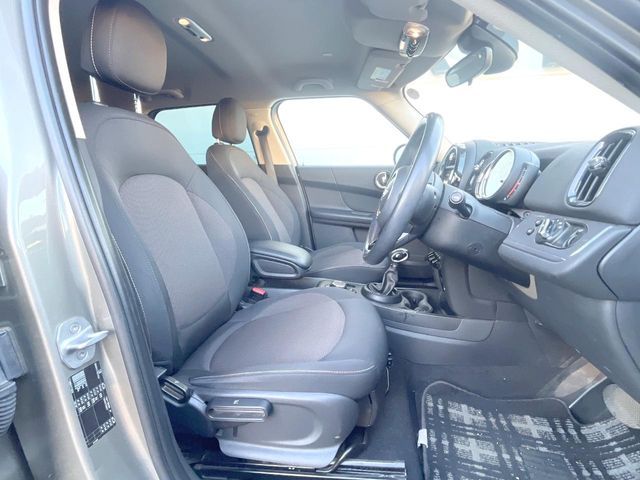 BMW MINI ONE CROSSOV 2018 Image 31