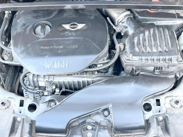 BMW MINI ONE CROSSOV 2018 Image 31