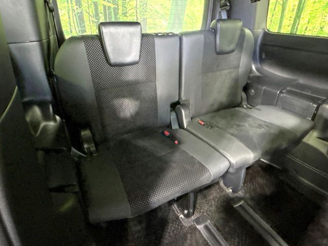 TOYOTA VOXY 2021 Image 31