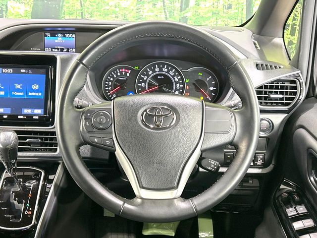 TOYOTA VOXY 2021 Image 31