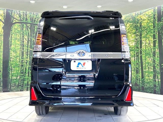 TOYOTA VOXY 2021 Image 31