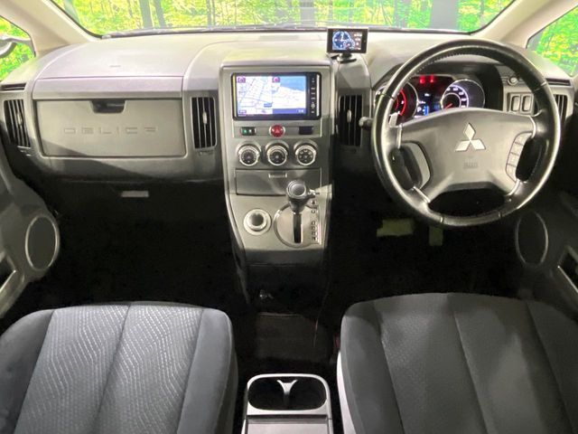 MITSUBISHI DELICA D:5 4WD 2013 Image 31