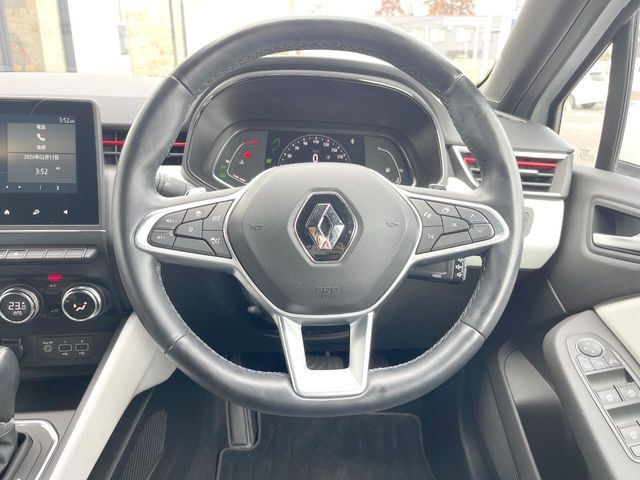 RENAULT LUTECIA 2022 Image 31