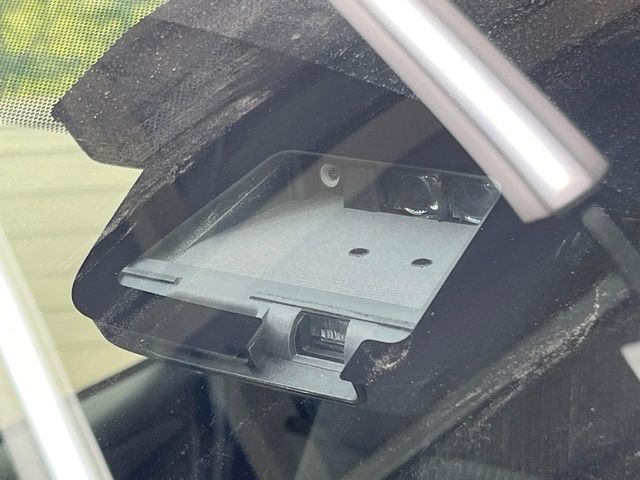 TOYOTA VOXY HYBRID 2020 Image 31