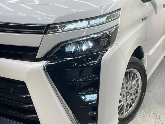 TOYOTA VOXY HYBRID 2020 Image 31