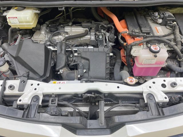 TOYOTA VOXY HYBRID 2020 Image 31