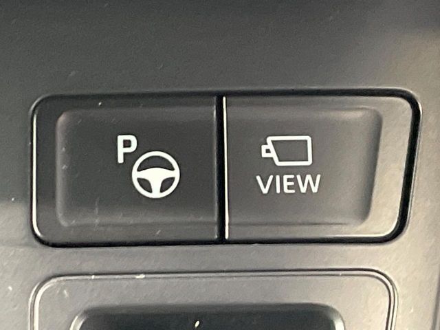 TOYOTA VOXY HYBRID 2023 Image 31