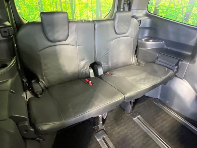 TOYOTA VOXY HYBRID 2023 Image 31