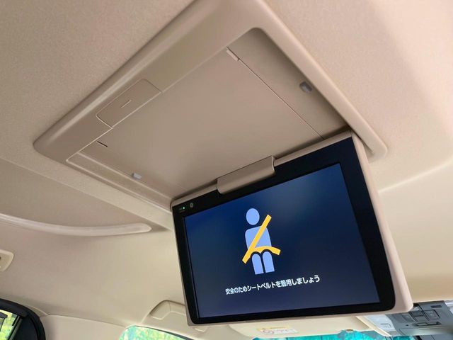 TOYOTA ALPHARD 2019 Image 31