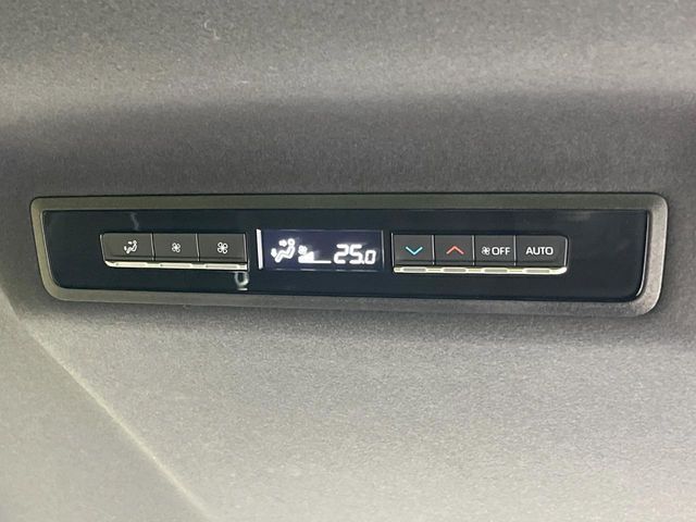 TOYOTA NOAH HYBRID 2022 Image 31