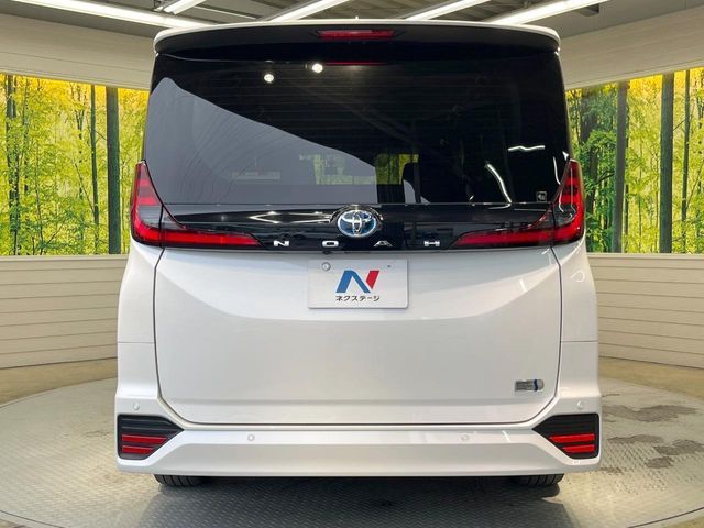 TOYOTA NOAH HYBRID 2022 Image 31