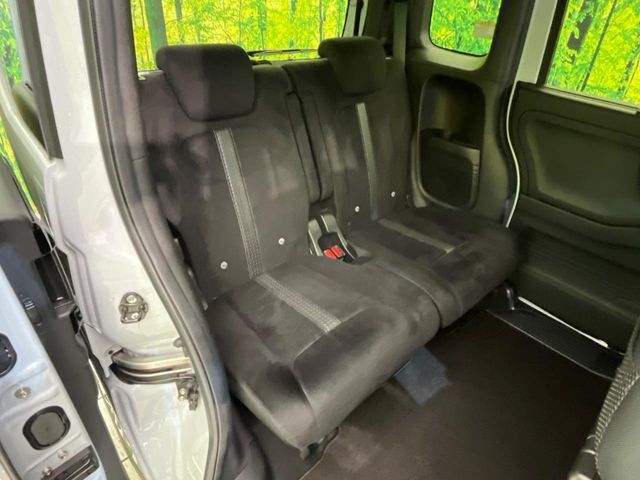 HONDA N BOX CUSTOM 2022 Image 31