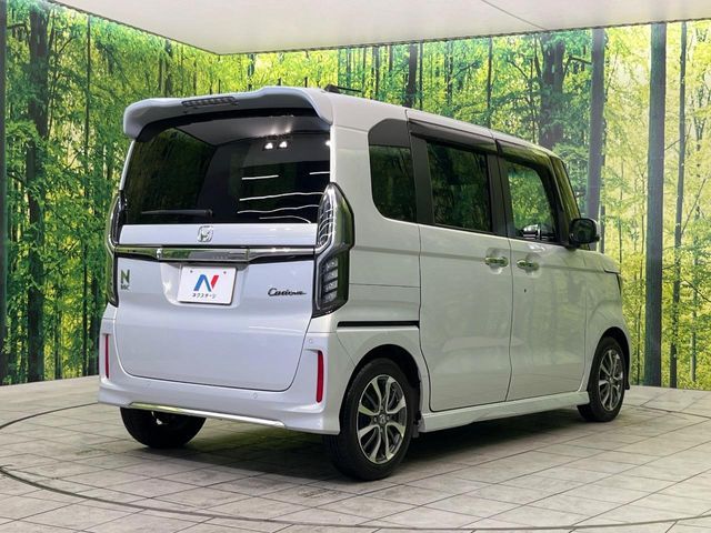 HONDA N BOX CUSTOM 2022 Image 31