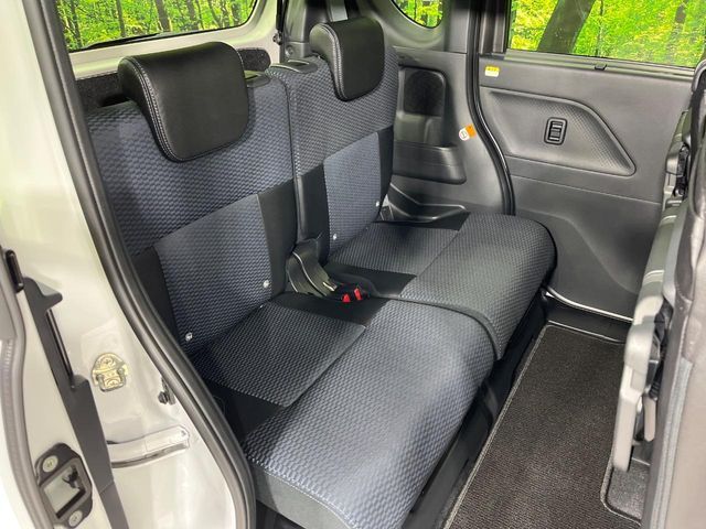 DAIHATSU TANTO CUSTOM 4WD 2022 Image 31