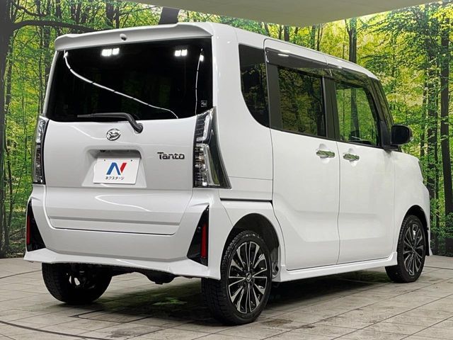 DAIHATSU TANTO CUSTOM 4WD 2022 Image 31
