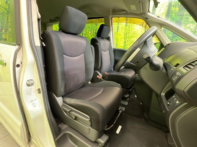 NISSAN SERENA  WG 2011 Image 31