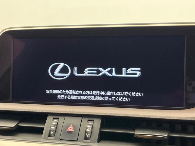 TOYOTA LEXUS ES300H 2019 Image 31