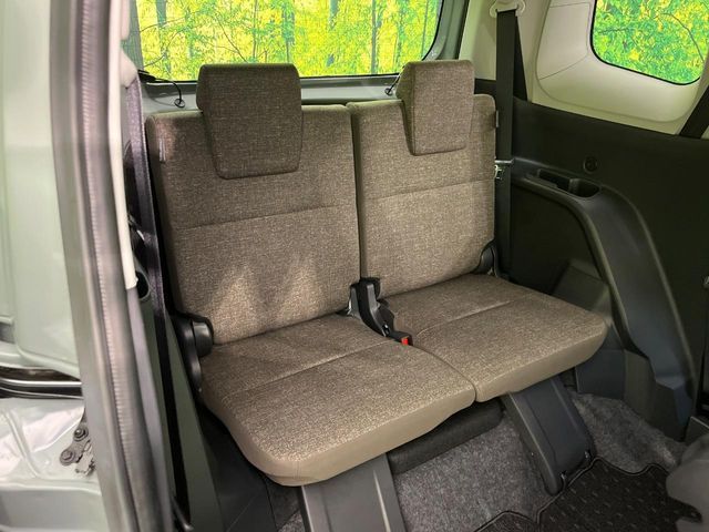 TOYOTA SIENTA HYBRID 2024 Image 31