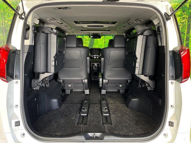 TOYOTA ALPHARD HYBRID 4WD 2021 Image 31
