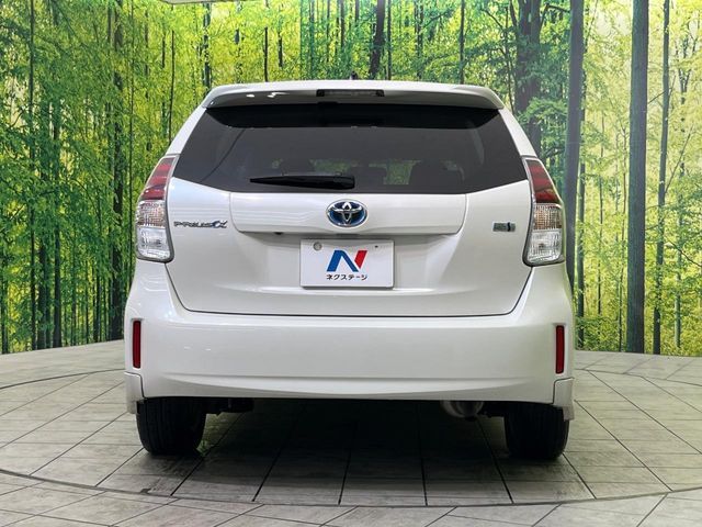 TOYOTA PRIUS ALPHA 2016 Image 31