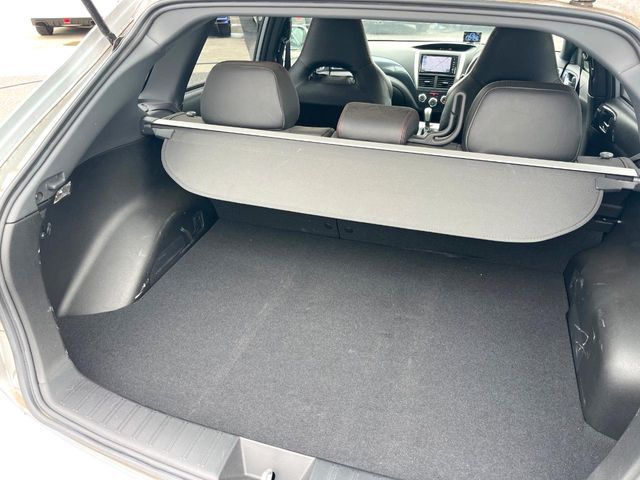 SUBARU IMPREZA WRX 5DOOR 2013 Image 31